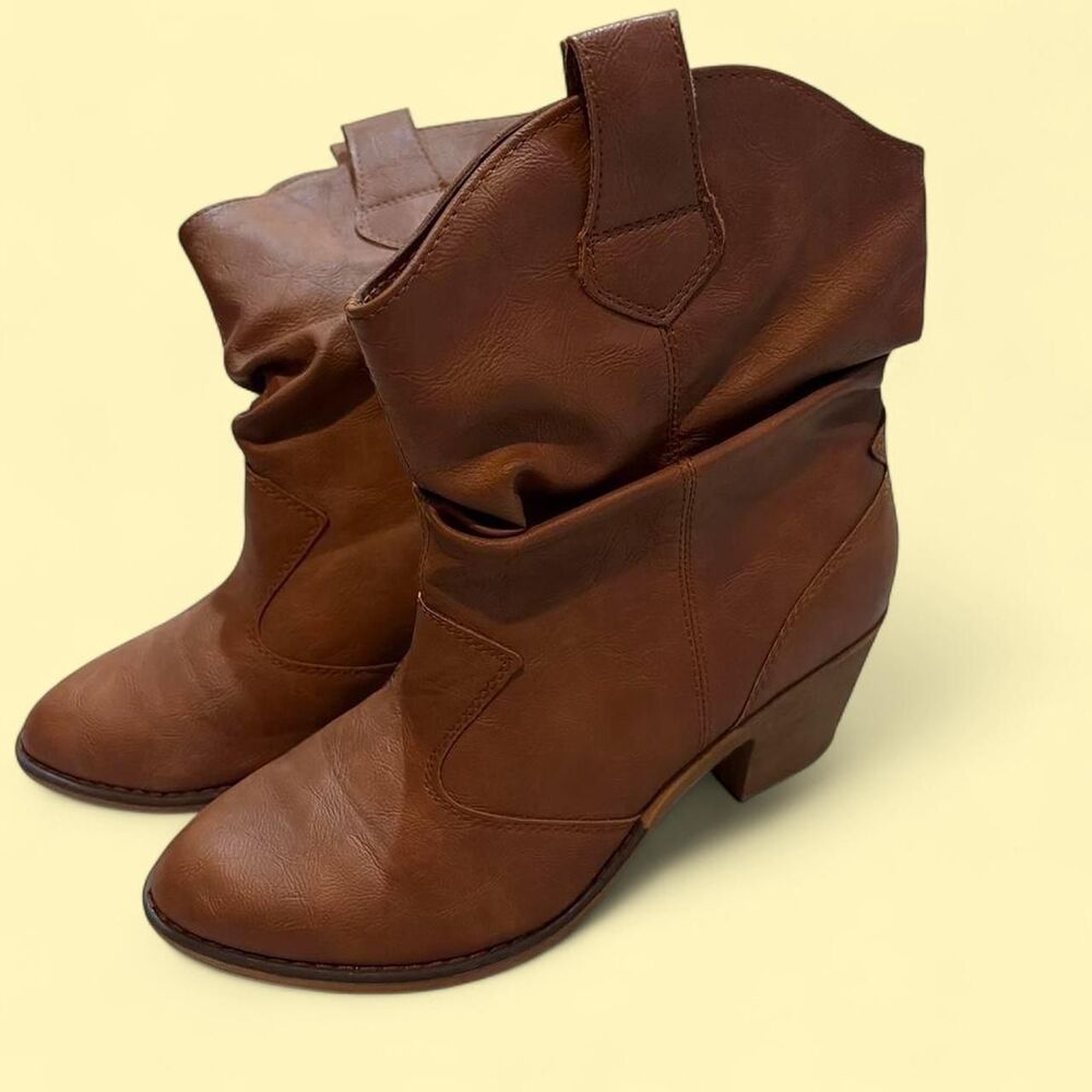 Unbranded Women's Brown and Tan Boots